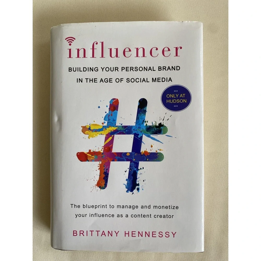 Influencer‎ (2018 HC) Hennessy Personal Branding Social Media Twitter Youtube #
